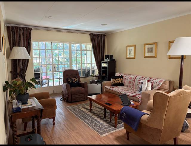 2 BEDROOM CLUSTER FOR SALE IN MAGALIESSIG